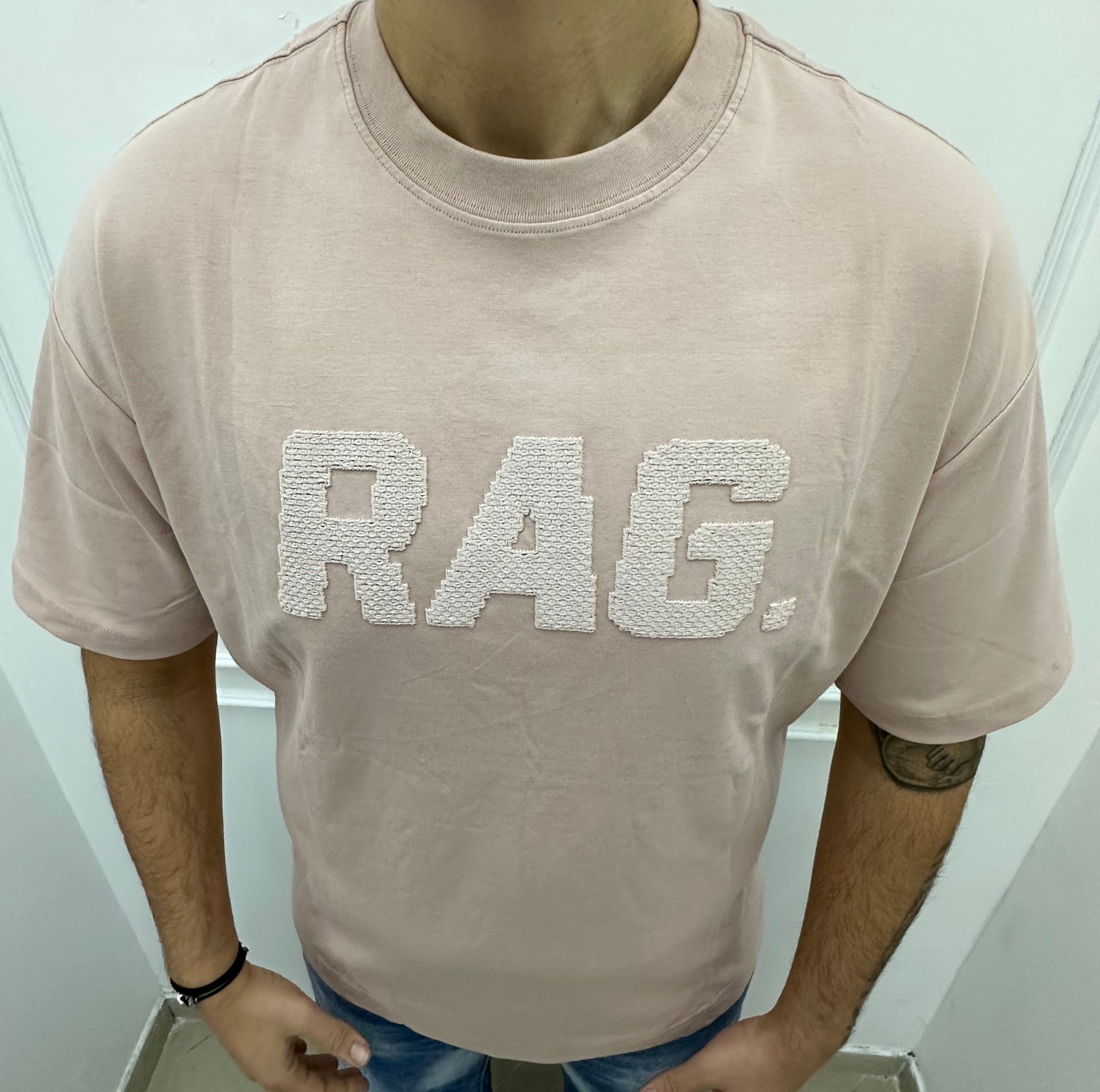 T-shirt Rag.