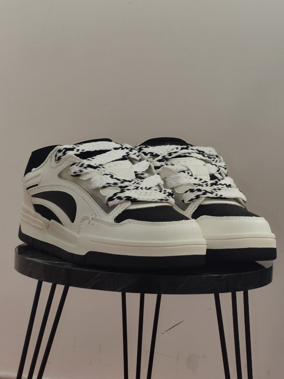 Sneakers Skate