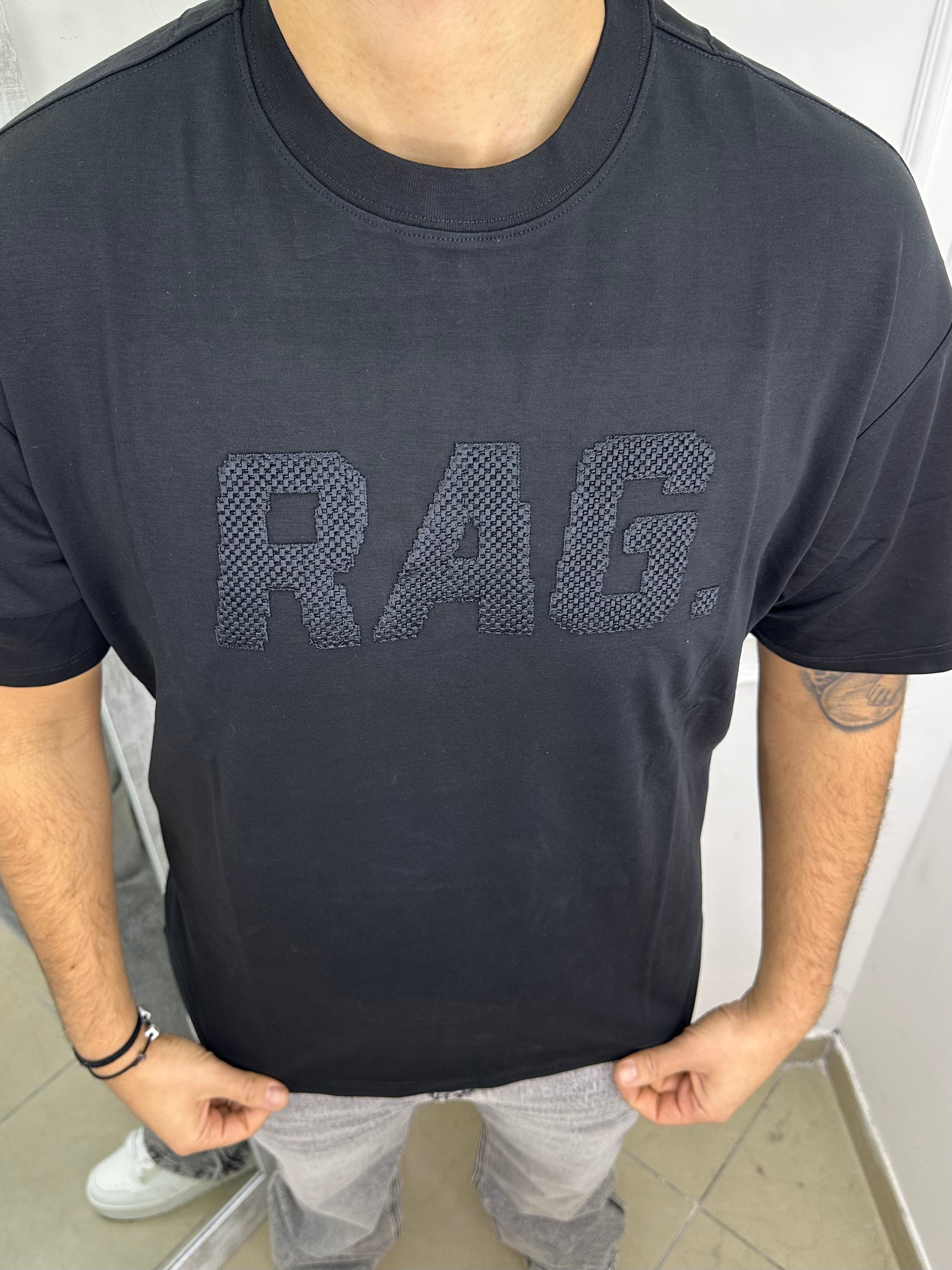 T-shirt Rag.