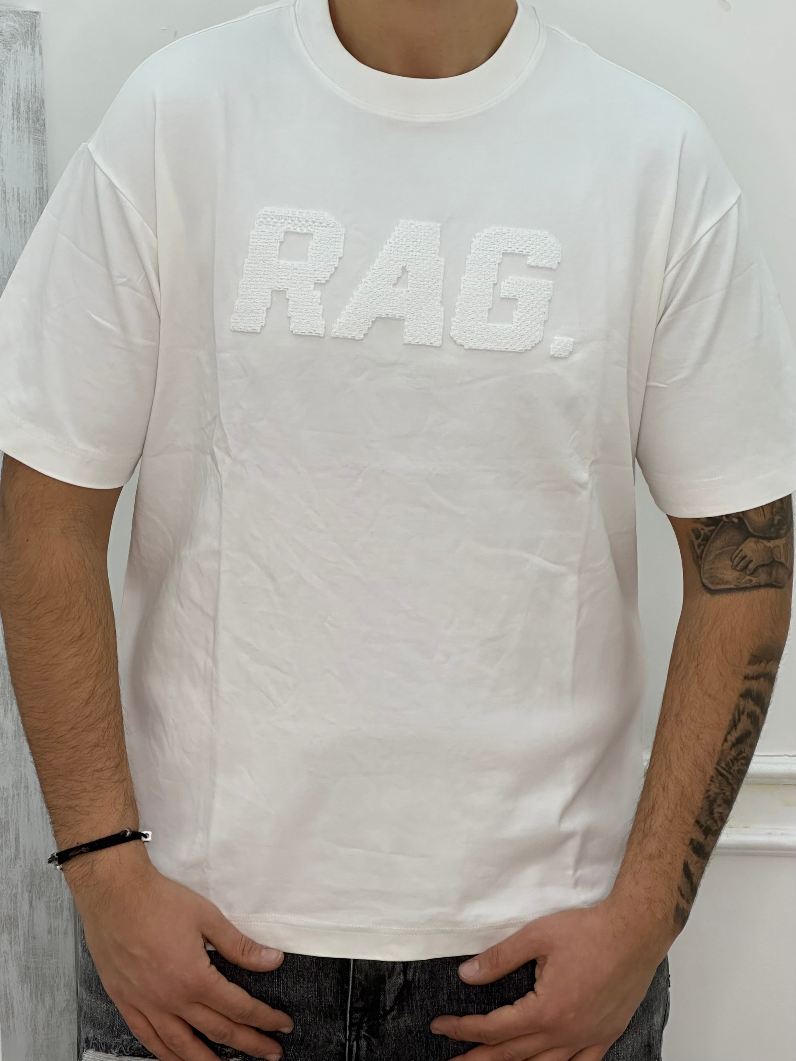 T-shirt Rag.