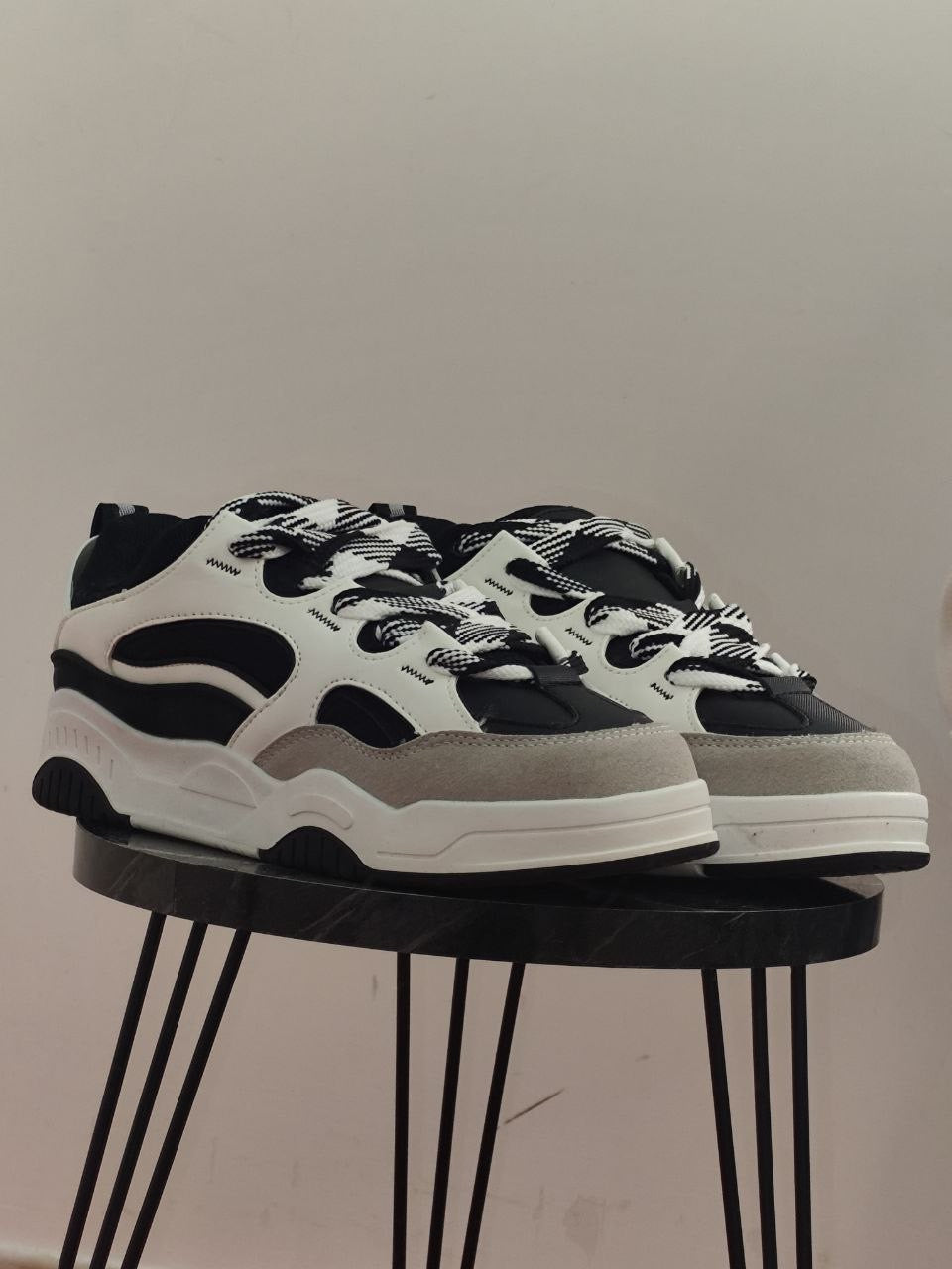 Sneakers Skate