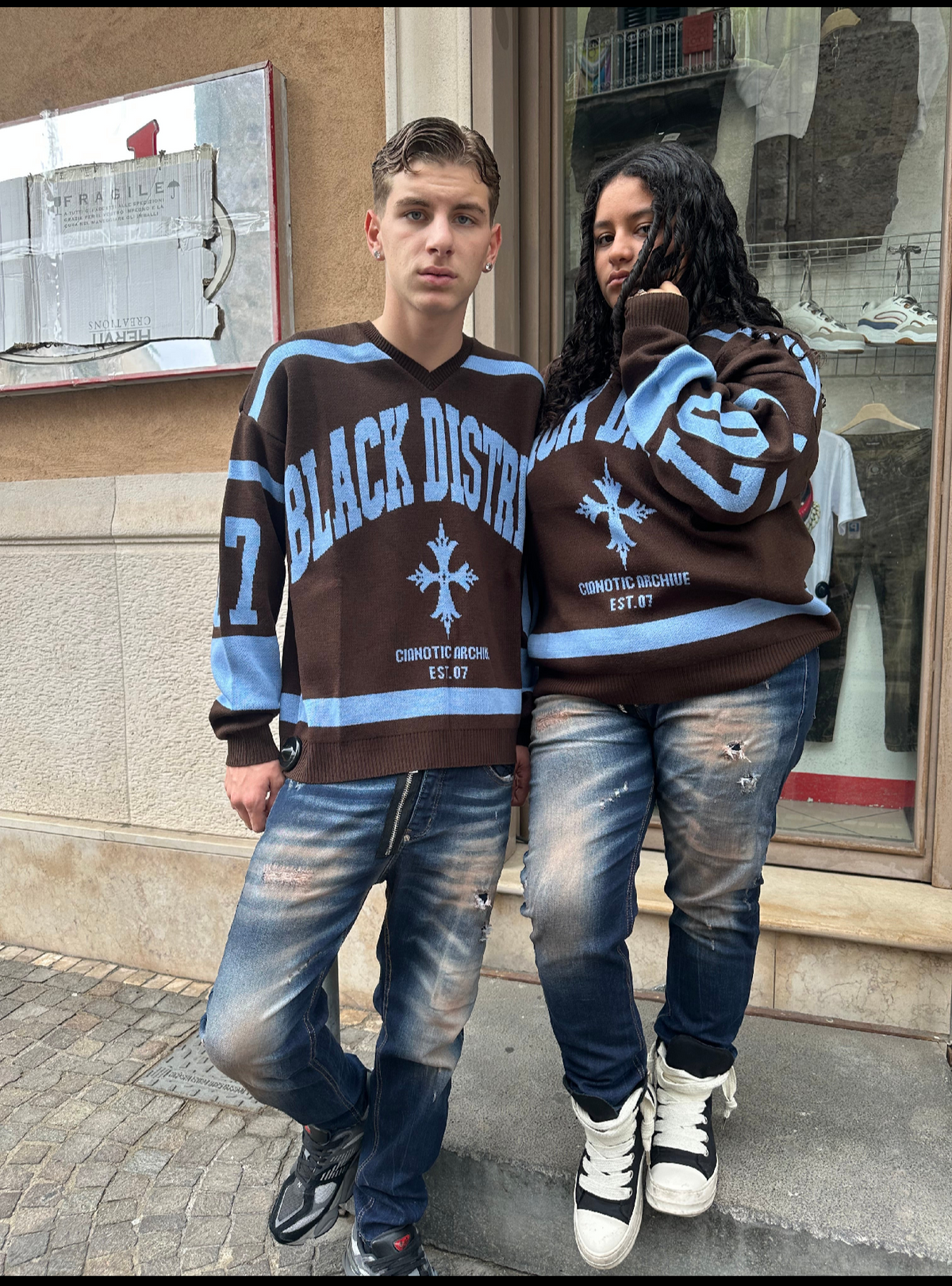 Maglione District
