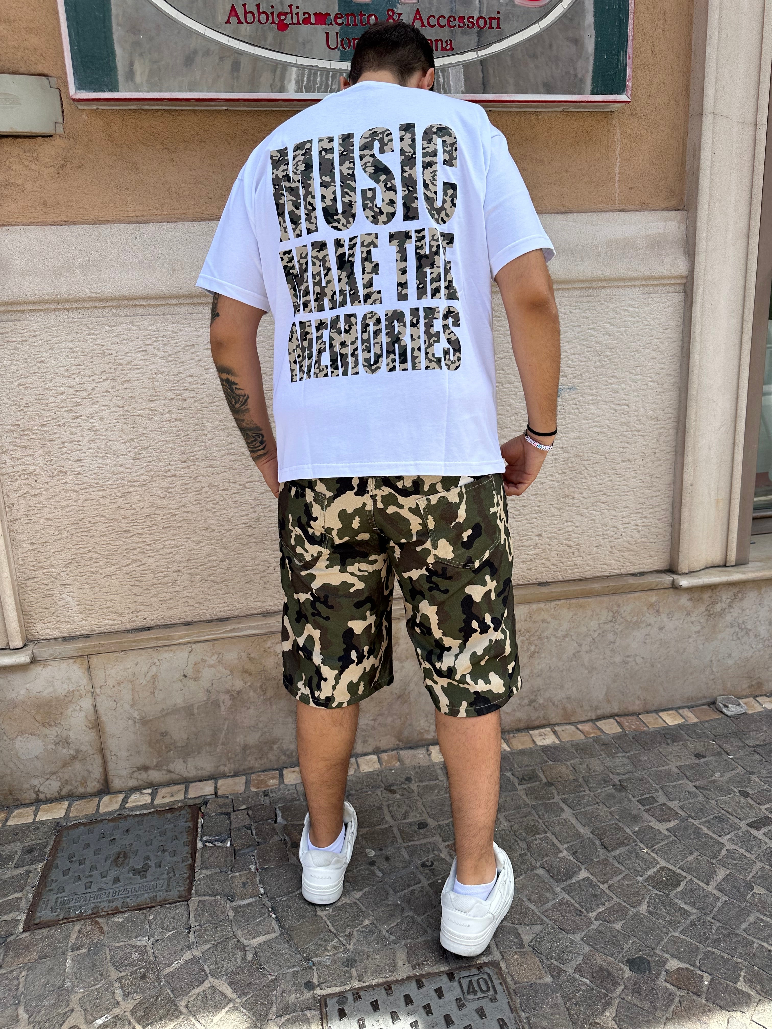 T-shirt mimetica