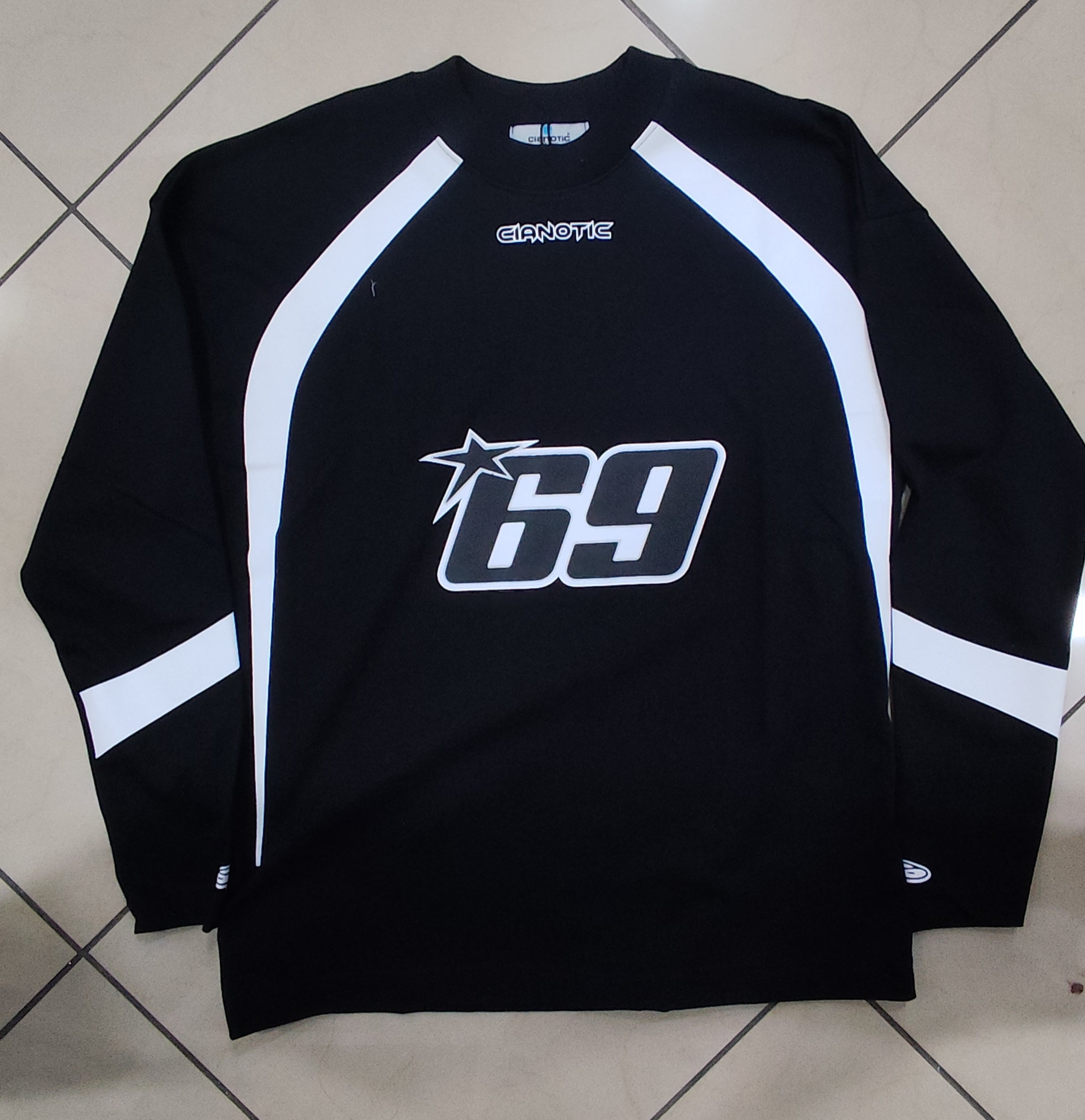 Longsleeve 69